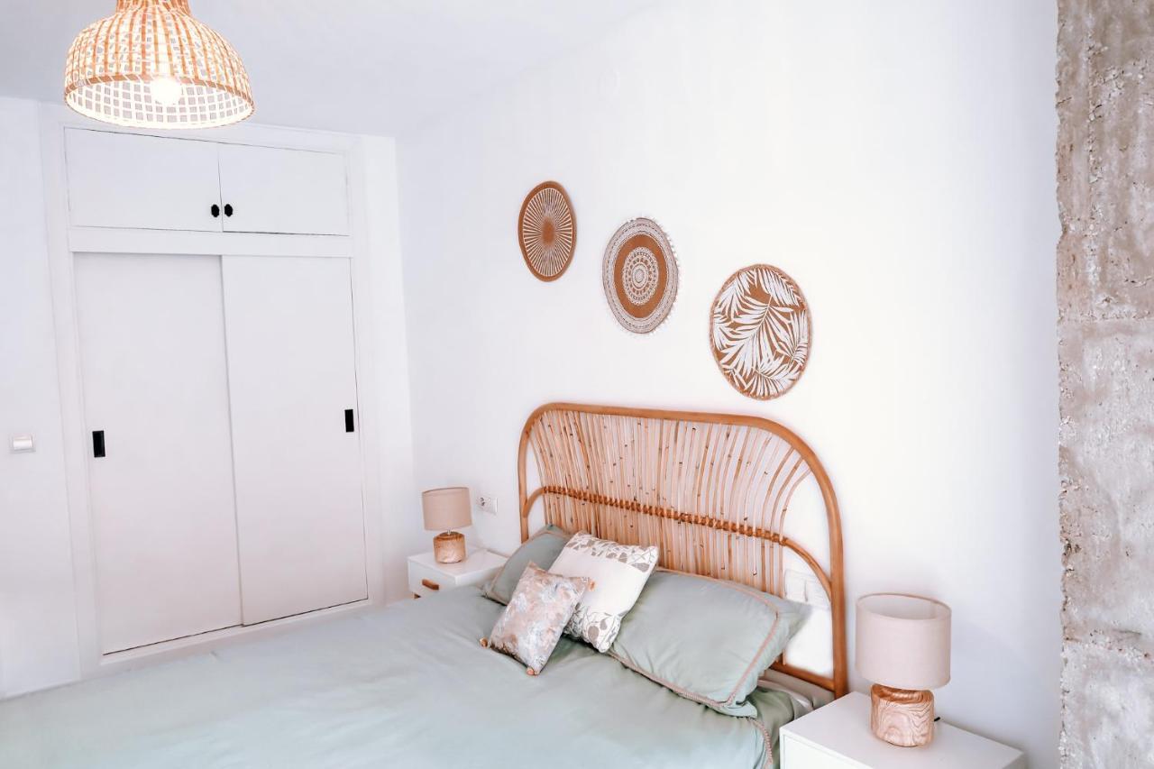 Mikasika - Duplex Apartment With Seasonal Swimming Pool & Walking Distance From The Beach La Cala Del Moral Buitenkant foto