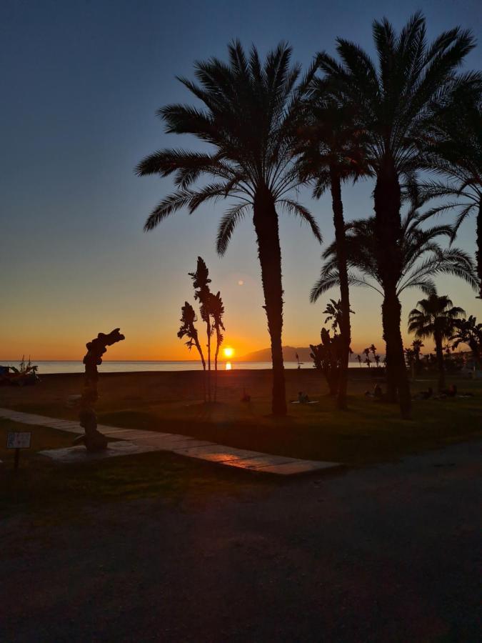 Mikasika - Duplex Apartment With Seasonal Swimming Pool & Walking Distance From The Beach La Cala Del Moral Buitenkant foto